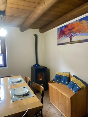 Dining - An authentic refuge in the heart of Val di Mello Between granite, silence and nature (Lombardia)