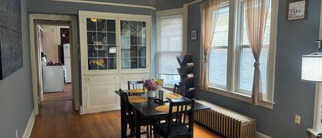 تناول الطعام