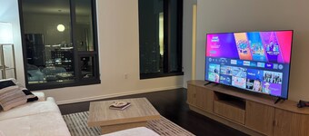 Modern Luxe 1BR Walk to Tysons Corner Mall & Metro