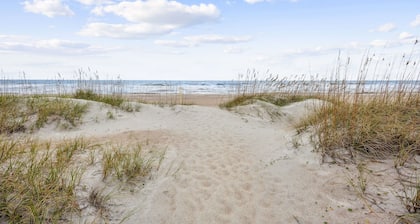 Amelia Island Beach Bungalow 3 Bedroom - Downstairs