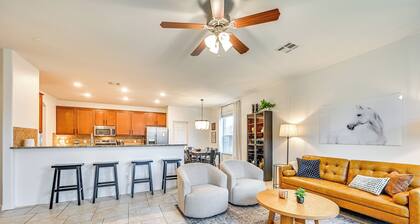 The Texan: Big Family Getaway with Texas Charm: 6BR in Killeen