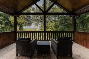 Property grounds - Mountain Memories:HotTub, GameRoom-KingSuites (Blue Ridge)