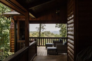 Terrace/patio - Mountain Memories:HotTub, GameRoom-KingSuites (Blue Ridge)
