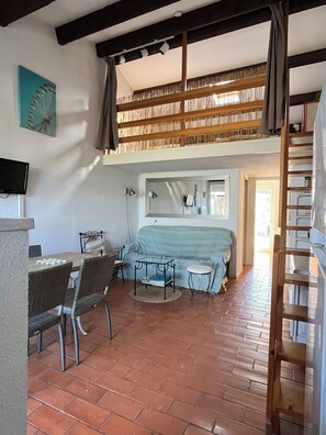 منطقة المعيشة