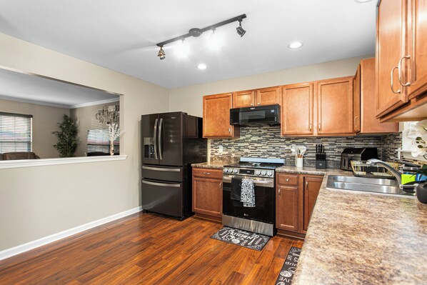 Microwave, oven, stovetop, dishwasher