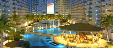 Apartment, 1 Bedroom, Smoking | Pool | Outdoor pool