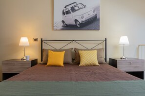 1 chambre, fer et planche à repasser, Wi-Fi gratuit, draps fournis