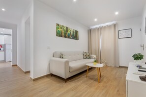 Unclassified image, 5 of 27, button - Vacation Apartment 'Luz Del Norte Naturaleza Y Paz' with Wi-Fi (Las Canteras)