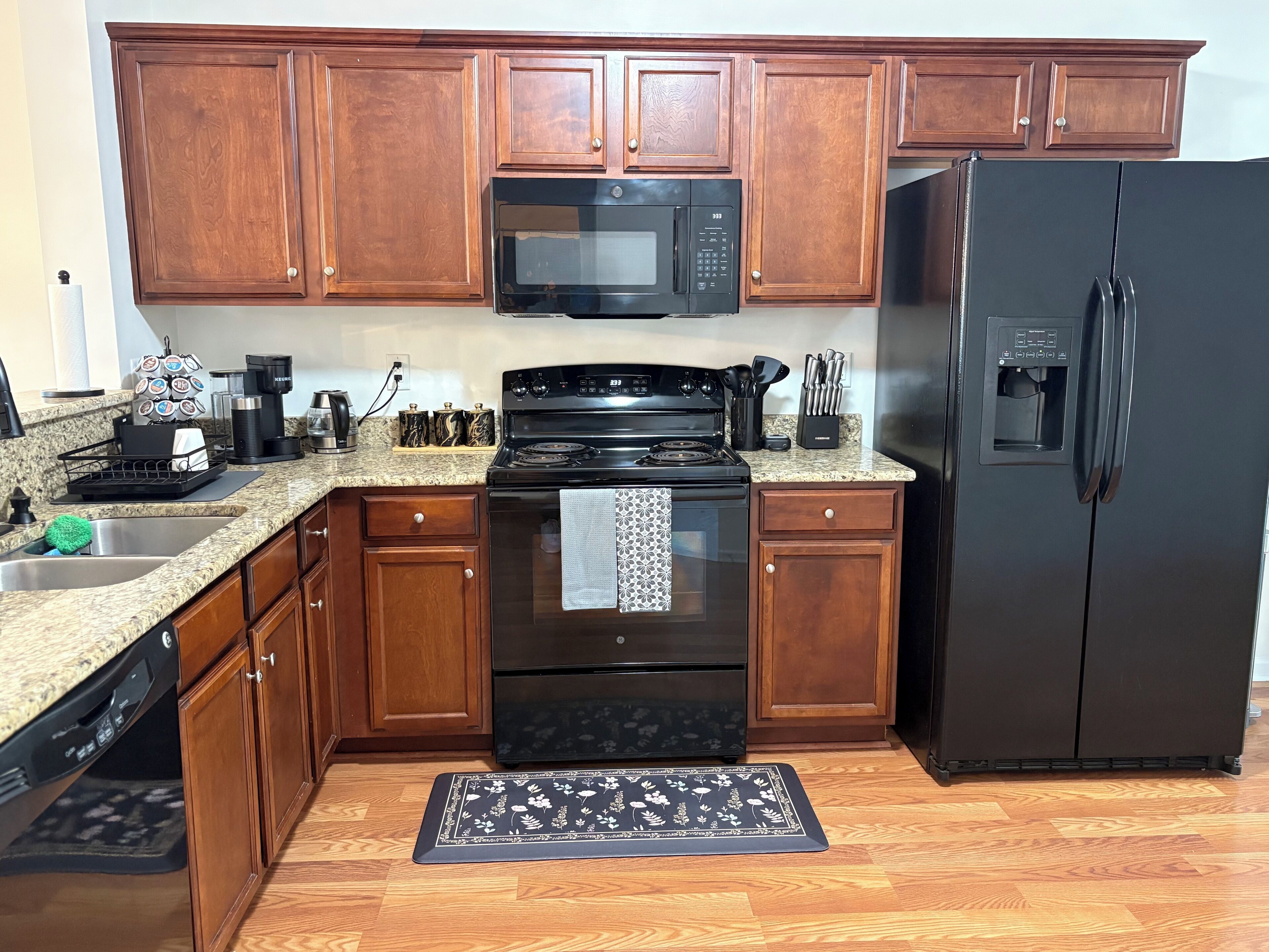 微波炉、烤箱、炉灶、洗碗机