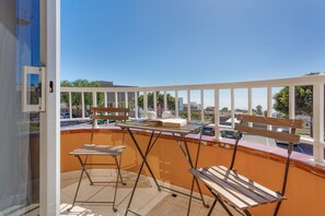 Luokittelematon kuva, 2 kautta 29, painike