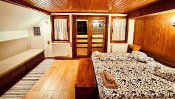 Silitysrauta/-lauta, Wi-Fi, vuodevaatteet