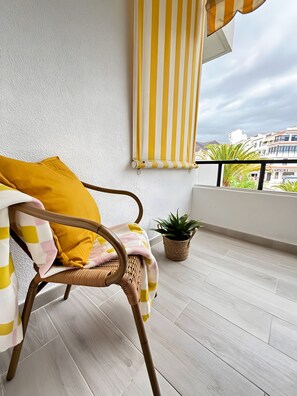 Property grounds - Central Apartment with Pool in Los Cristianos (Los Cristianos)