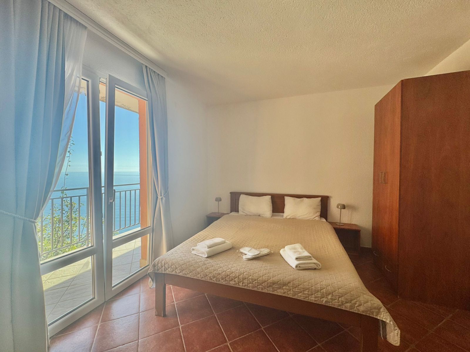 Estudio Confort, balcón, vista al mar | Escritorio, espacio para trabajar con laptop y wifi gratis 