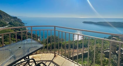 Calma Vista Apartments