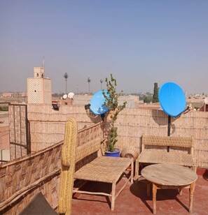 Terrace/patio - Dar Mawati in Marrakech, exclusive guesthouse with breakfast included (Marrakech)