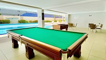 Basic Apartment | Games room