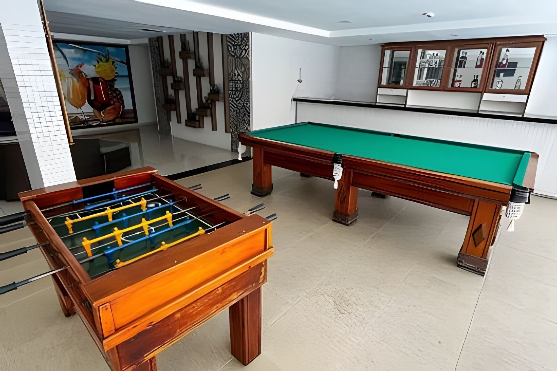 Basic Apartment | Games room