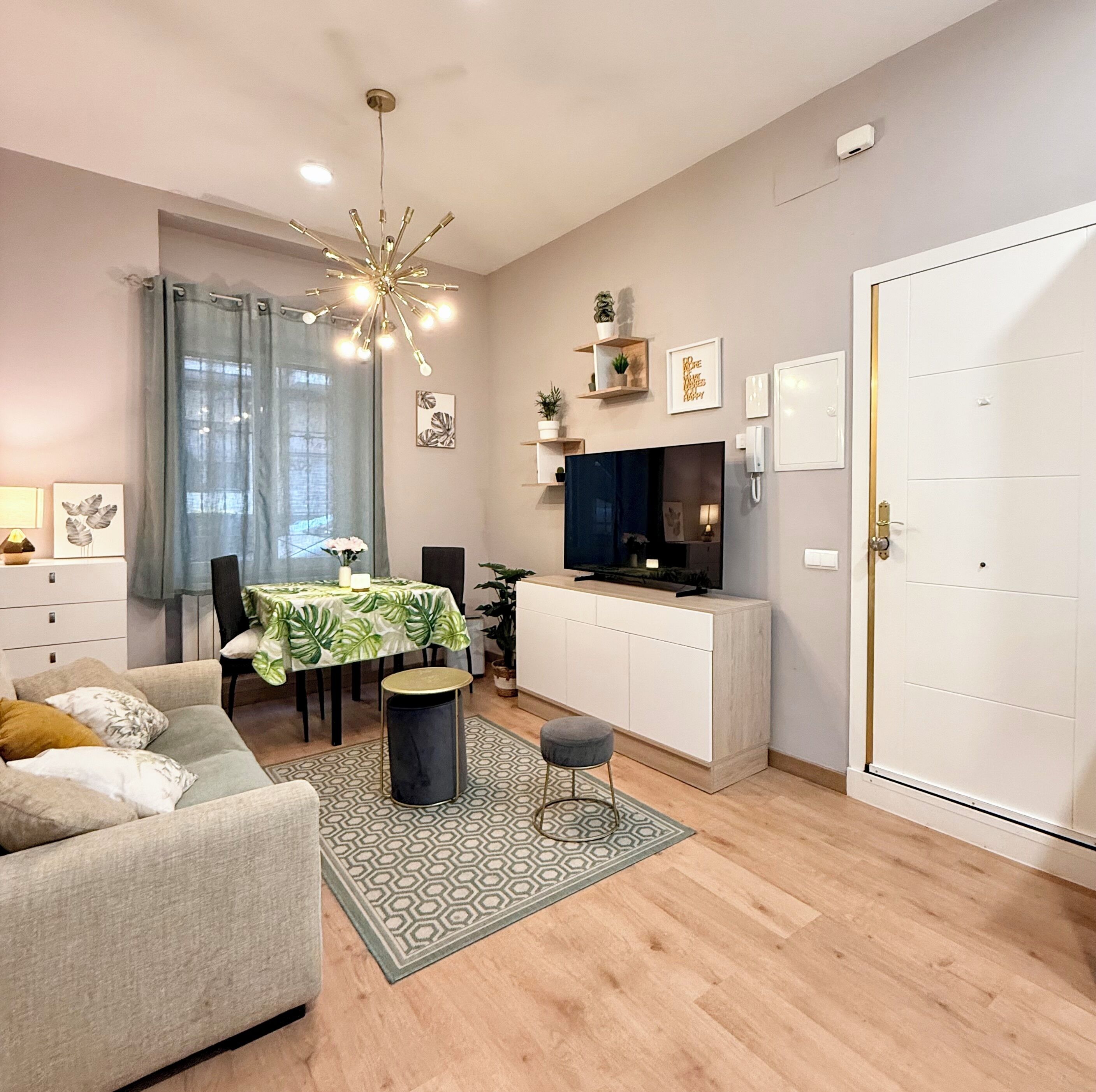 Apartamento Urbano De Diseño En Tetuán, ¡Cerca Del Estadio Bernabeu Y Del Metro! - Chamartín