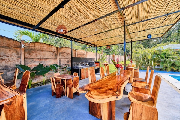 BBQ/picnic area
