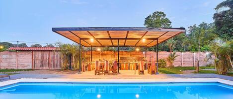 Aire de pique-nique/barbecue