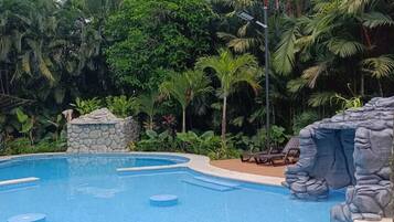 2 outdoor pools, open 9:00 AM to 9:00 PM, sun loungers