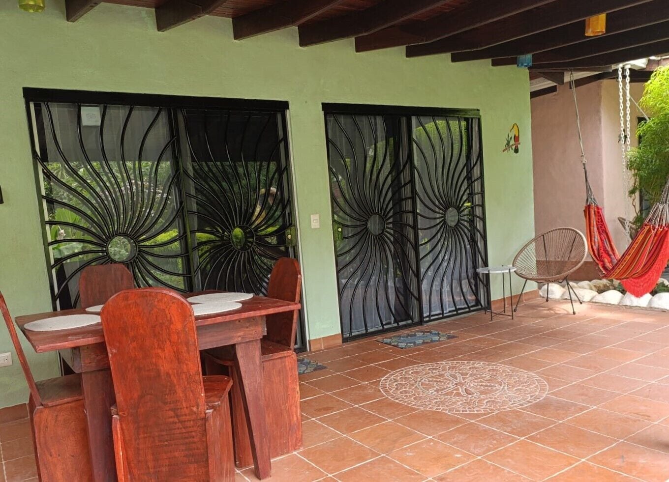 Caja de seguridad en la habitación y wifi gratis 