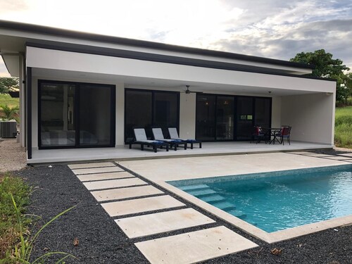 Family house in Marbella with swimming pool, near the beach