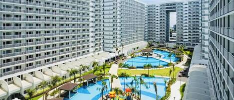 Apartment, 1 Bedroom, Smoking | Pool | Outdoor pool