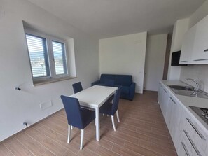 Dining - Apartment in villa in Alano di Castellabate with private parking space (Castellabate)