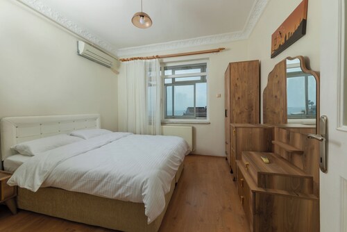 In the Center of Ancient Lands-2