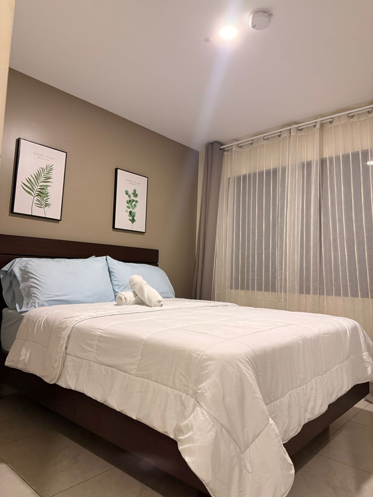 3 bedrooms, WiFi (free), bed sheets