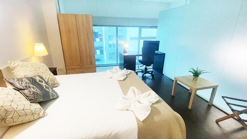 Comfort Apartment | Desk, laptop workspace, iron/ironing board, free WiFi