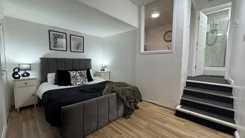 1 bedroom, desk, iron/ironing board, free WiFi