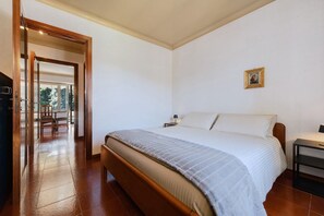 Strykejern/-brett, wi-fi og sengetøy