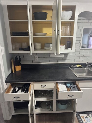 Newly Renovated walk up apartment near everything