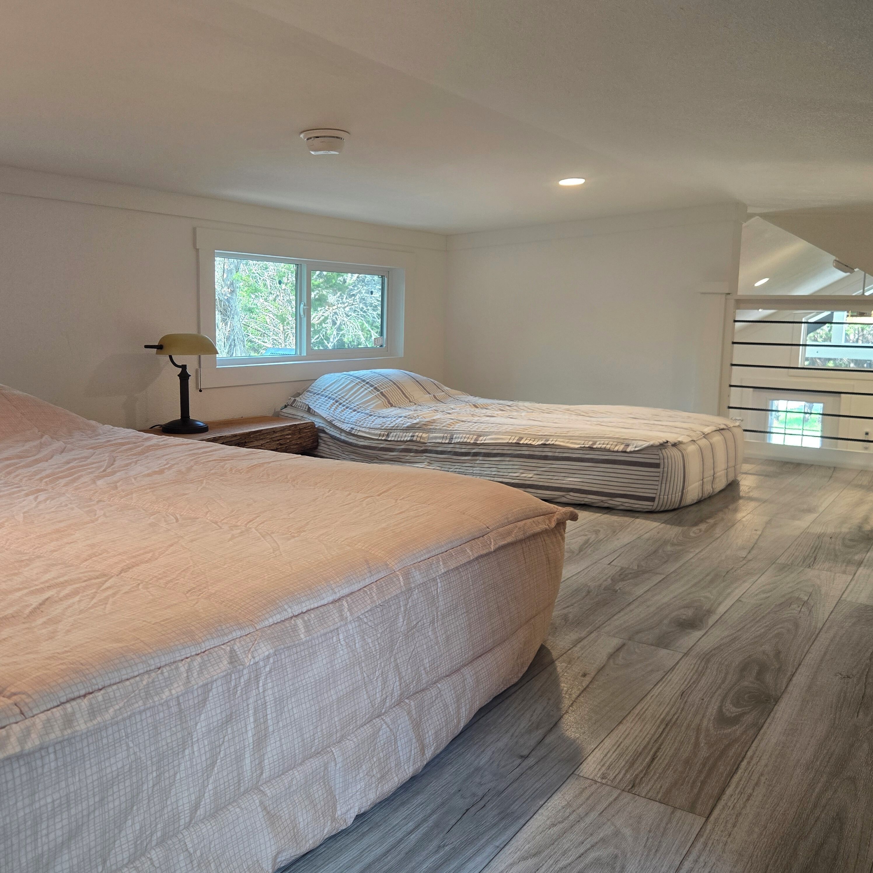 2 dormitorios, cuna de viaje, wifi gratis y ropa de cama