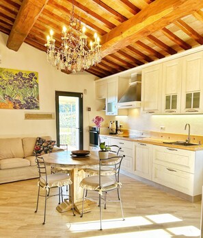 Interior - Apartment with AC in Chianti with pool (Florence)