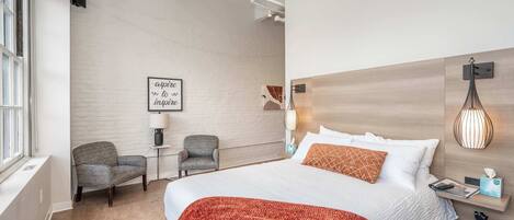 Studio, 1 Queen Bed, Kitchen, City View (The 333 Suites 204) | 1 bedroom, individually decorated, individually furnished