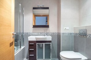 Hair dryer - APT Astigarraga 2H 1C (Gipuzkoa) (Astigarraga)