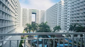Apartment, 1 Bedroom, Smoking | Property grounds