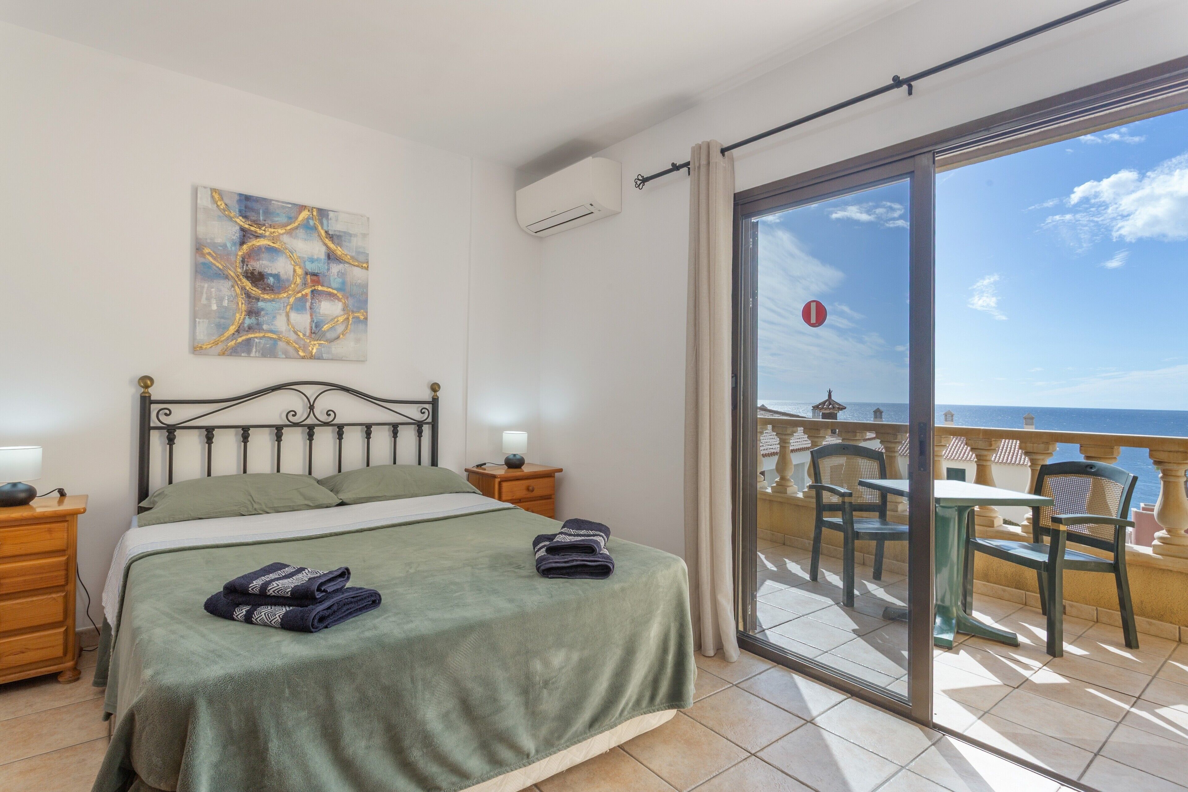 アイロン / アイロン台、WiFi、ベッドシーツ