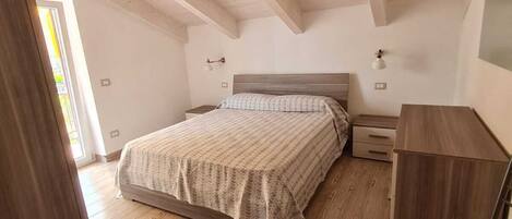 2 chambres, draps fournis