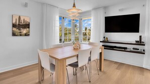 Dining - South Beach 2BR Condo with Ocean Views on Ocean Dr (Miami Beach)