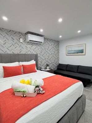 1 bedroom, iron/ironing board, WiFi, bed sheets - Villa Margarita Luxury M1,a 5 min del aeropuerto SJU, playas y restaurantes. (carolina)