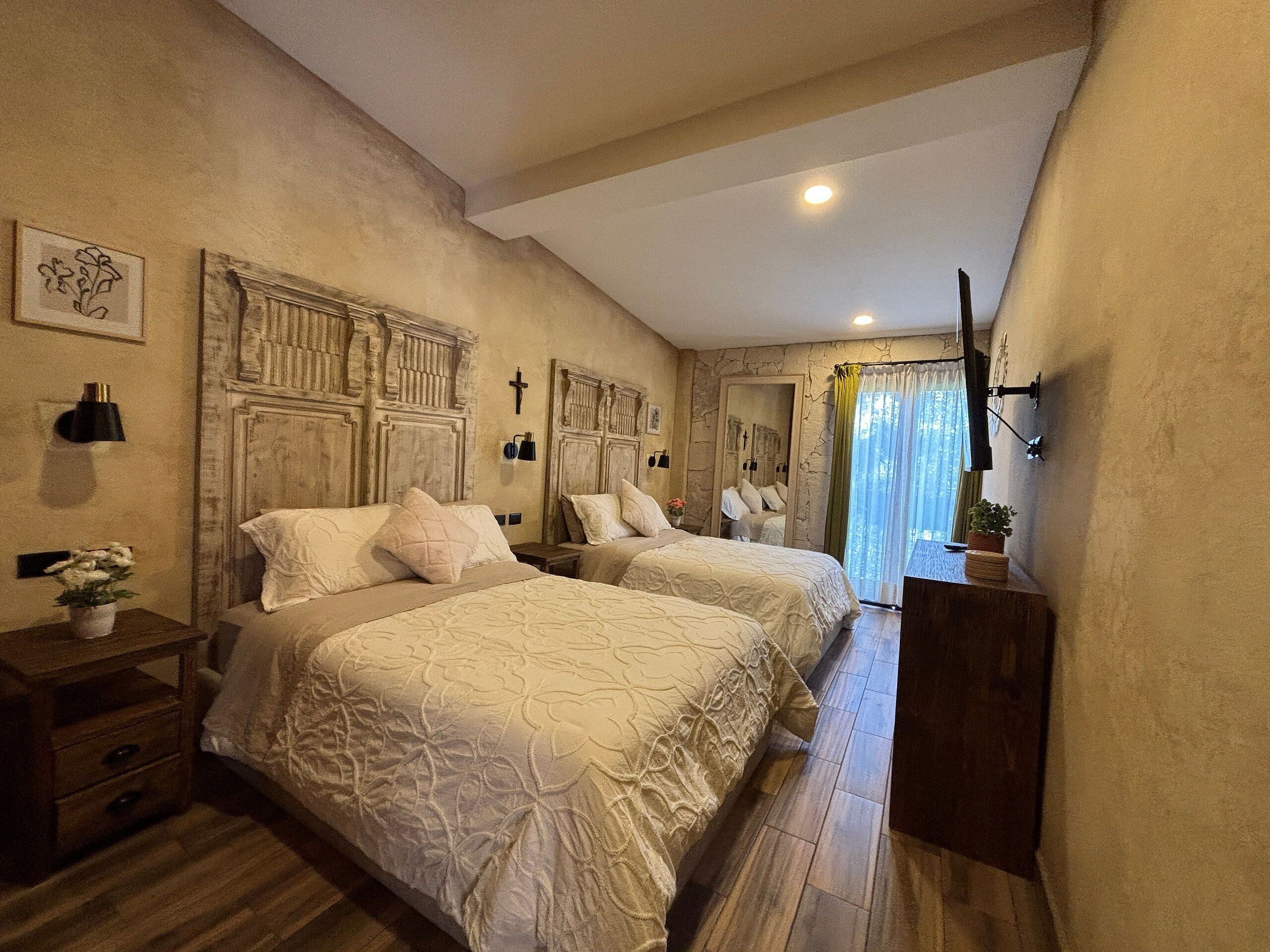 1 bedroom, bed sheets