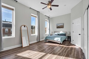 5 Schlafzimmer, Bügeleisen/Bügelbrett, Reisekinderbett, kostenloses WLAN