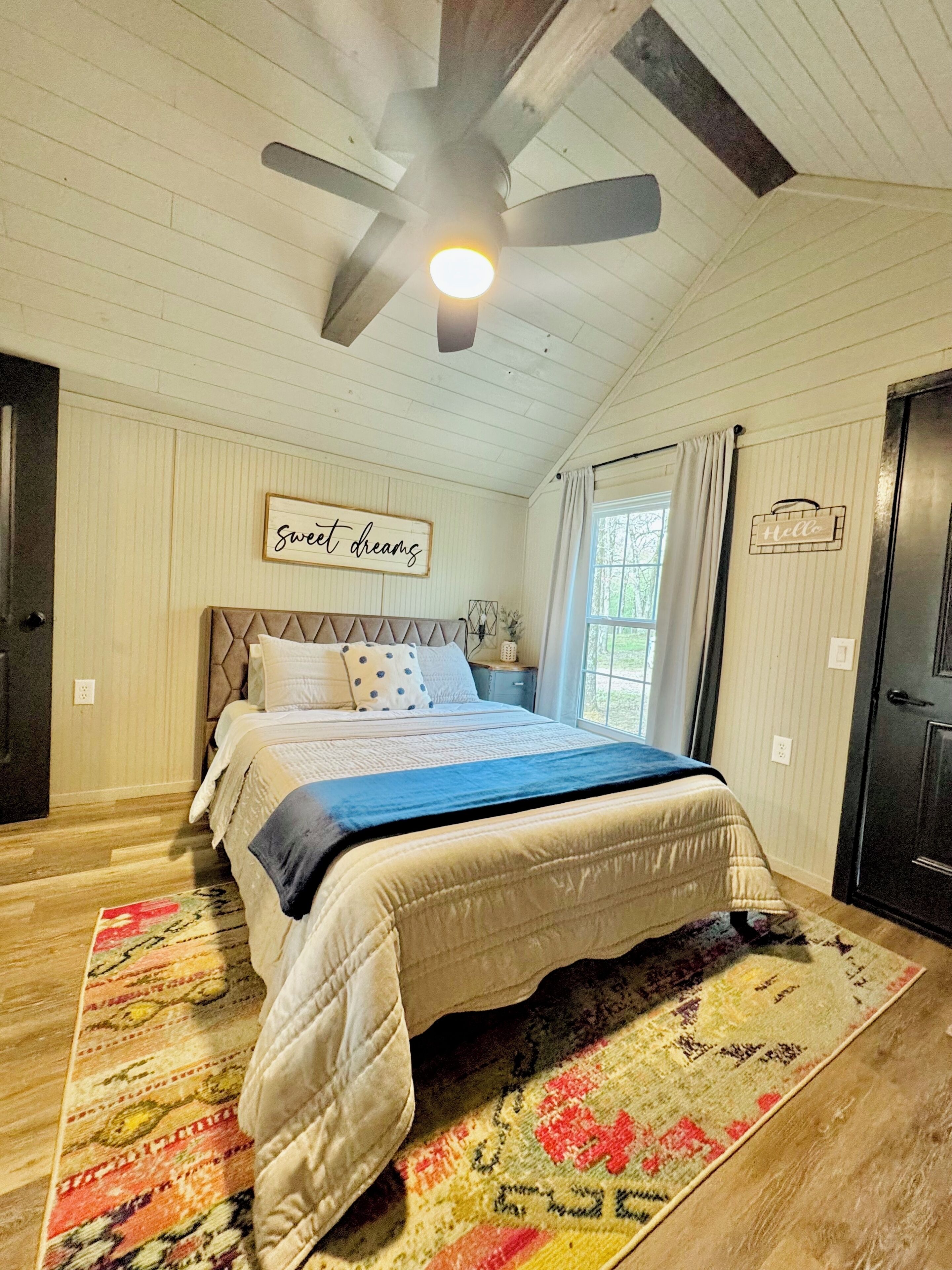 1 bedroom, desk, free WiFi, bed sheets