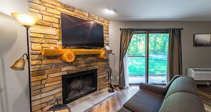 Hemlock Fireside Suite Deluxe @ the Inn
