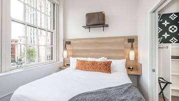 Apartment, Multiple Beds, Kitchen, City View (The 333 Suites 301) | 2 bedrooms, individually decorated, individually furnished