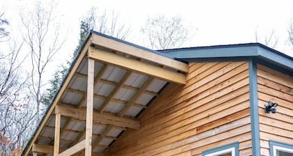 Trout Lily Cottage at The Fens